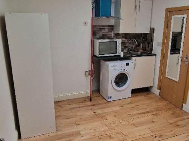Flat for rent in Harringay, Greater London