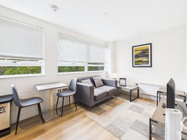 Studio for rent in Blackwell, Perryfields