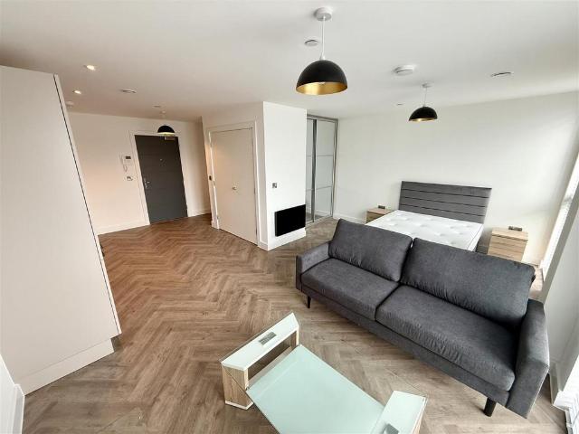Flat for rent in New Normanton, East Midlands