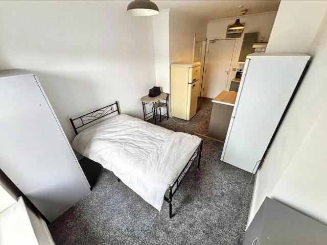 Studio for rent in Stranton, Hartlepool