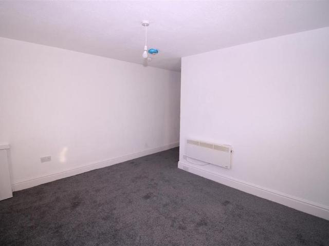 Studio for rent in Revoe, Blackpool