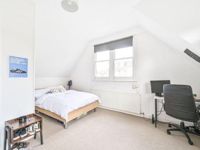 Studio for rent in South Hampstead, Greater London