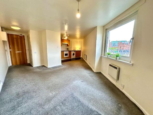 Studio for rent in Merchant City, Glasgow