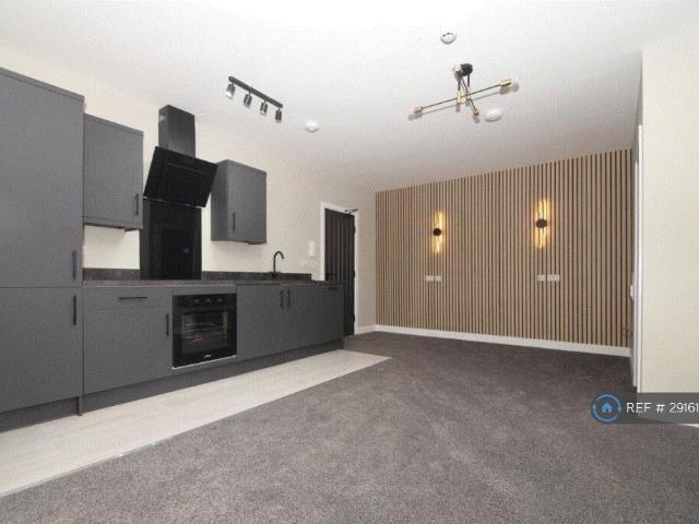 Flat for rent in South Cliff, Kepwick