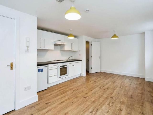 Studio for rent in Comers, Norfolk