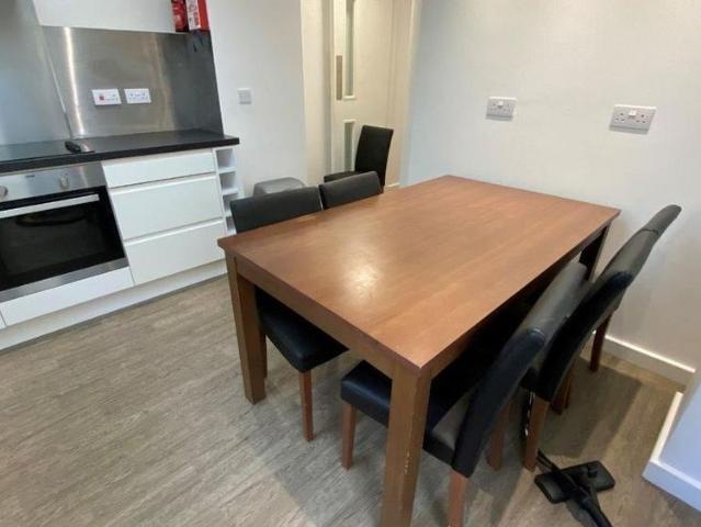 Studio for rent in The Bridge, Kent