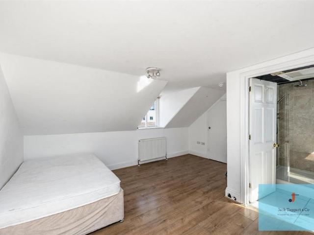 Studio for rent in Round Hill, Brighton & Hove
