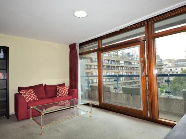 Studio for rent in Lyons, Greater London