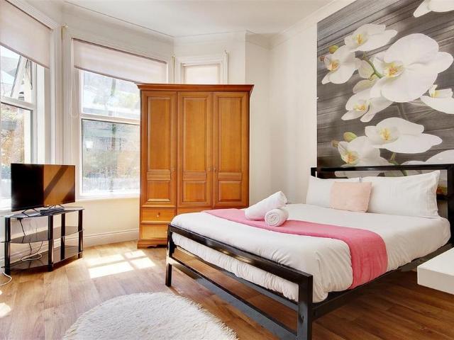 Studio for rent in West Cliff, Bournemouth