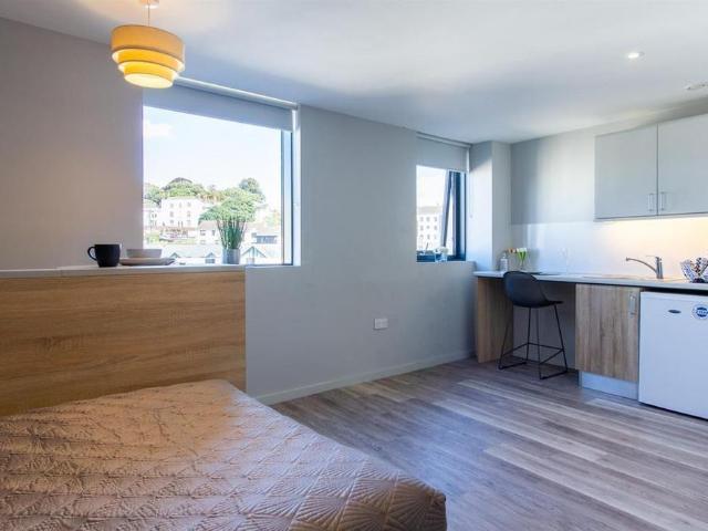 Studio for rent in Watergate, Devon