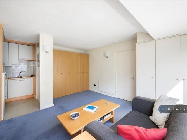 Studio for rent in City of Westminster, Greater London