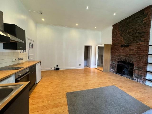 Studio for rent in Pontcanna, Cardiff