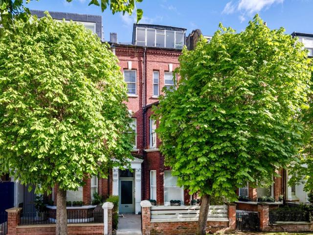 Flat for rent in St. John's Wood, Isle Of Man
