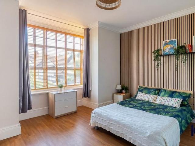 Studio for rent in London Borough of Croydon, Addiscombe