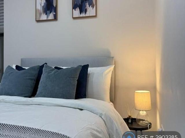 Studio for rent in Greater London