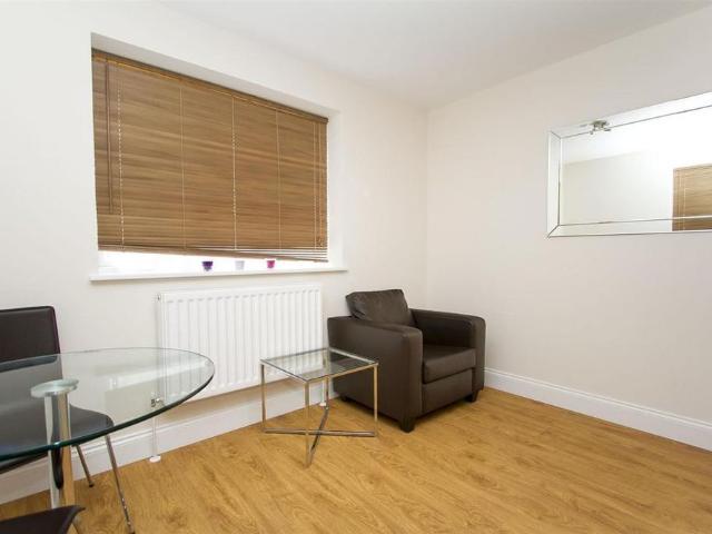 Studio for rent in Mill Hill, Greater London