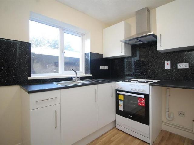 Studio for rent in Peterborough