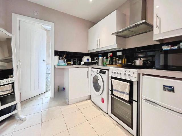 Flat for rent in Greater London