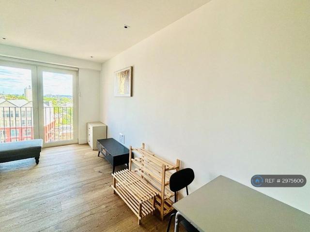 Studio for rent in Vauxhall, Greater London