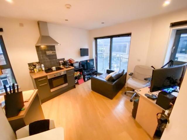 Studio for rent in South Yorkshire