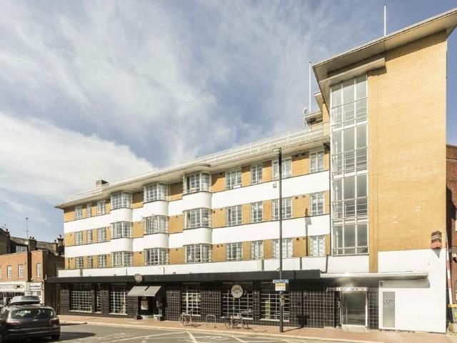 Studio for rent in St Margarets, Greater London
