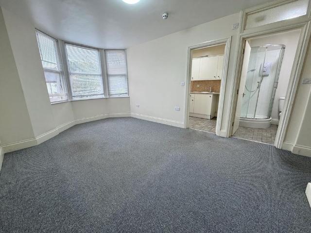 Studio for rent in Upton, Babbacombe