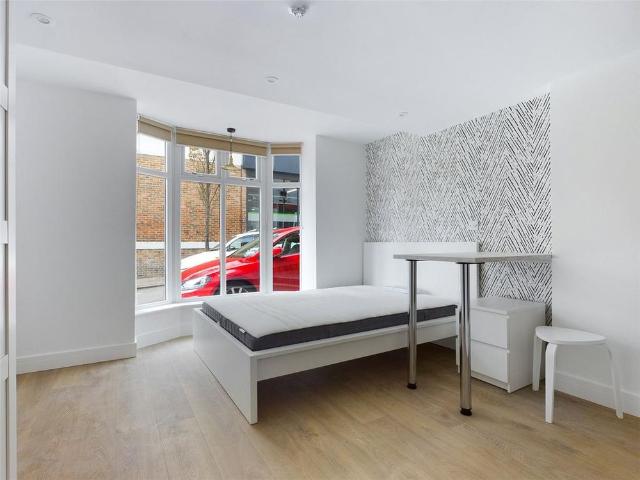 Studio for rent in Brunswick, Brighton & Hove