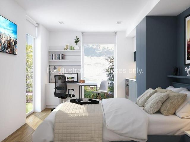 Flat for rent in Joiner's Square, Hanley