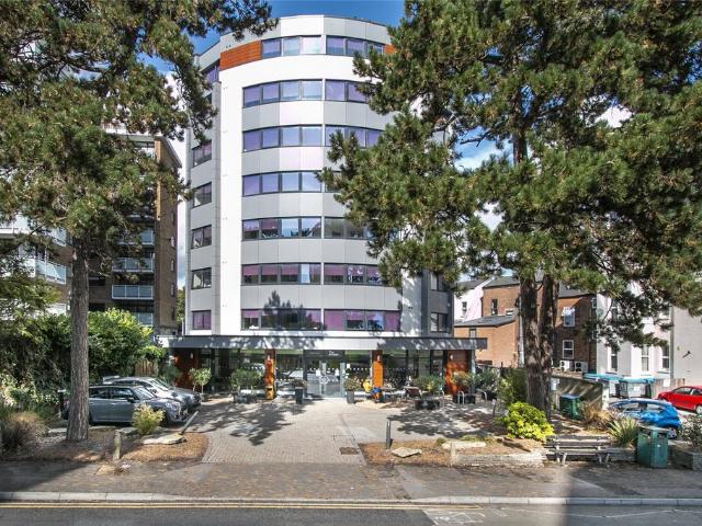 Flat for rent in West Cliff, Bournemouth