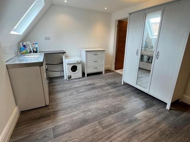 Studio for rent in Cat Hill, Isle Of Man