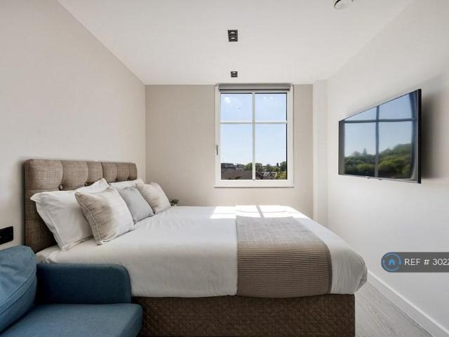 Studio for rent in Greater London