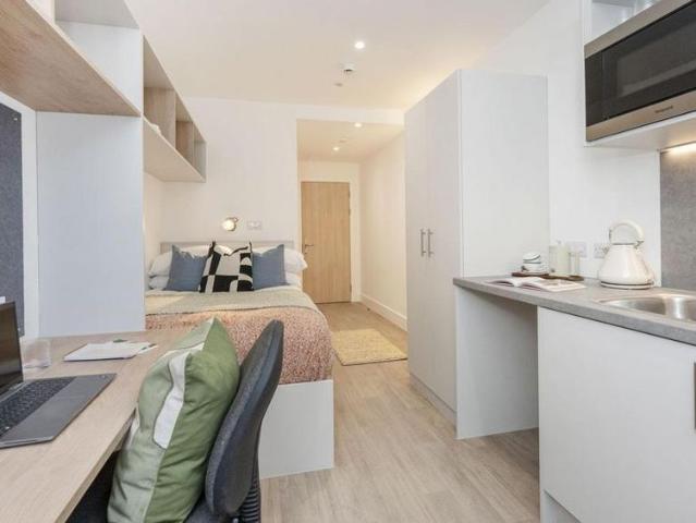 Studio for rent in Blythswood Hill, Scotland