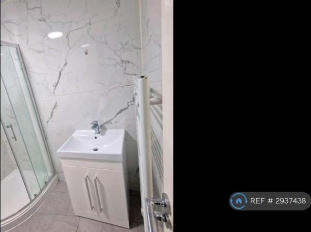 Flat for rent in Loundsley Green, East Midlands