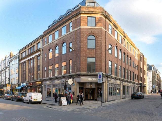 Flat for rent in The Slade, Oxfordshire