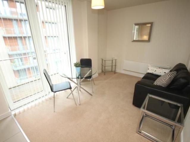Studio for rent in Blackfriars, Salford