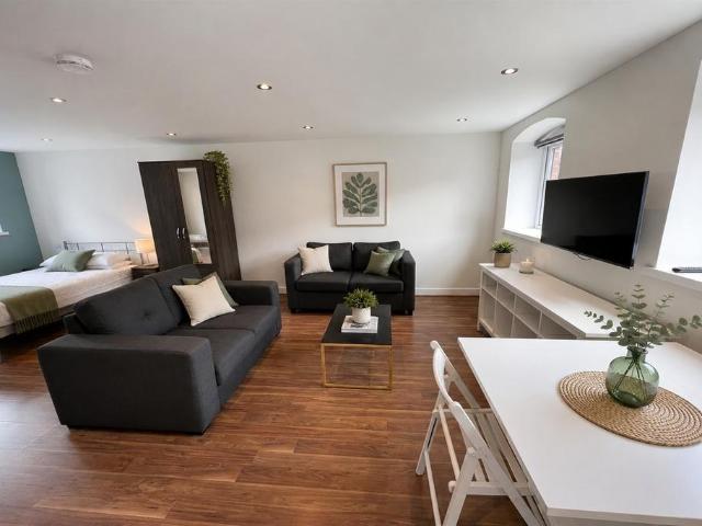 Flat for rent in City Centre, South Yorkshire