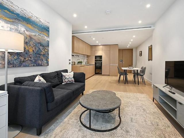 Studio for rent in London Borough of Tower Hamlets, Greater London