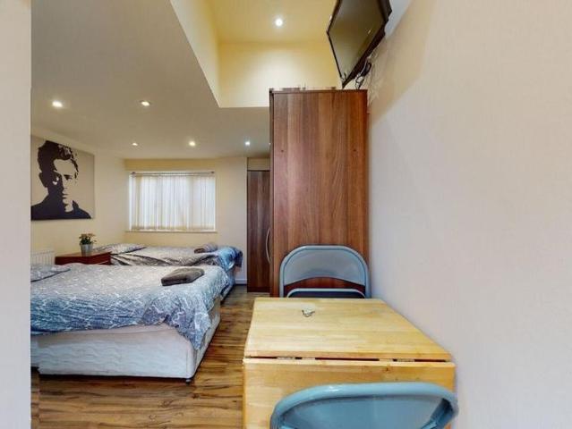 Studio for rent in London Borough of Barnet, Greater London