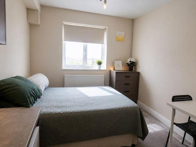 Studio for rent in North End, Greater London