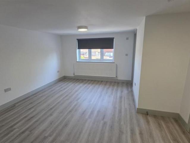 Studio for rent in London Borough of Ealing, Greenford