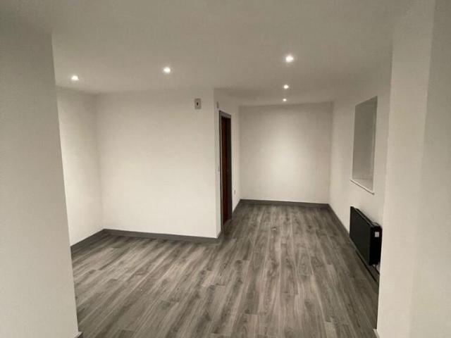 Studio for rent in Jubilee, Oldham