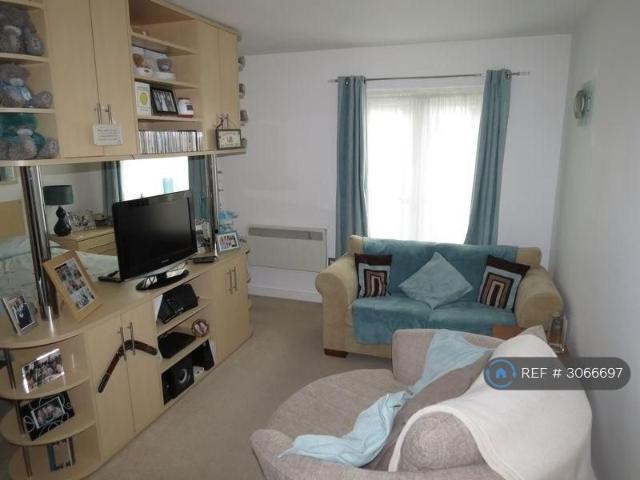Studio for rent in Queens Park, Bournemouth