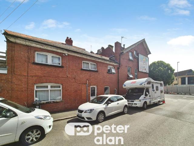 Flat for rent in Stow Hill, Wales