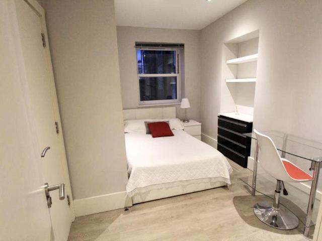 Studio for rent in South Hampstead, Greater London