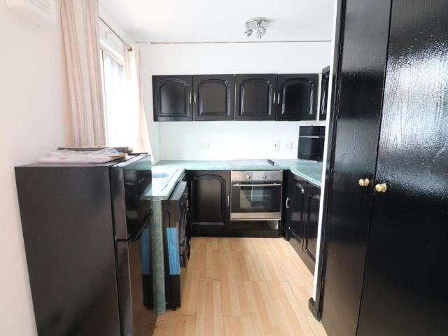 Studio for rent in Spring Park, Luton