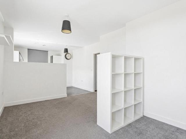Studio for rent in Harrow Weald, Greater London