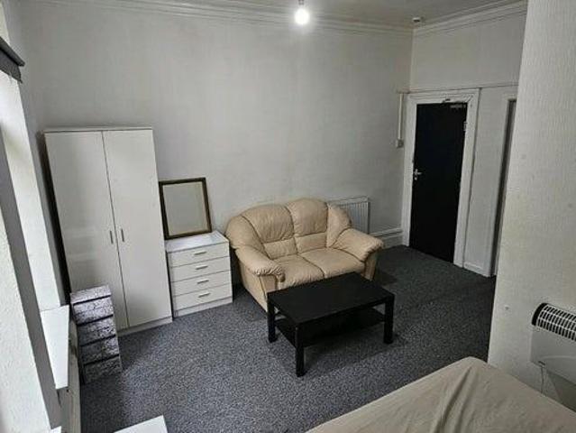 Flat for rent in Georgia, Greater Manchester