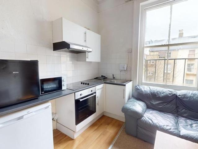 Studio for rent in Round Hill, Brighton & Hove