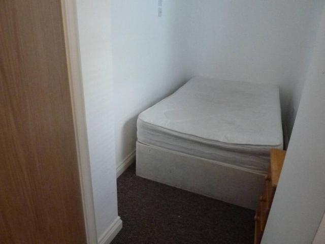 Studio for rent in Besses o' th' Barn, Bury