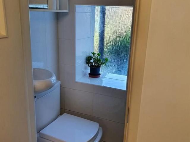 Studio for rent in Whetstone, Oakleigh Park